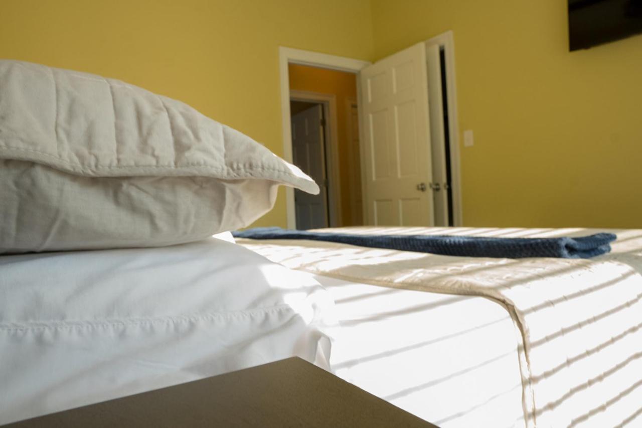 Serene 3Br Apartment 4Tvs Free Wi-Fi & Parking -E- Moss Point Luaran gambar
