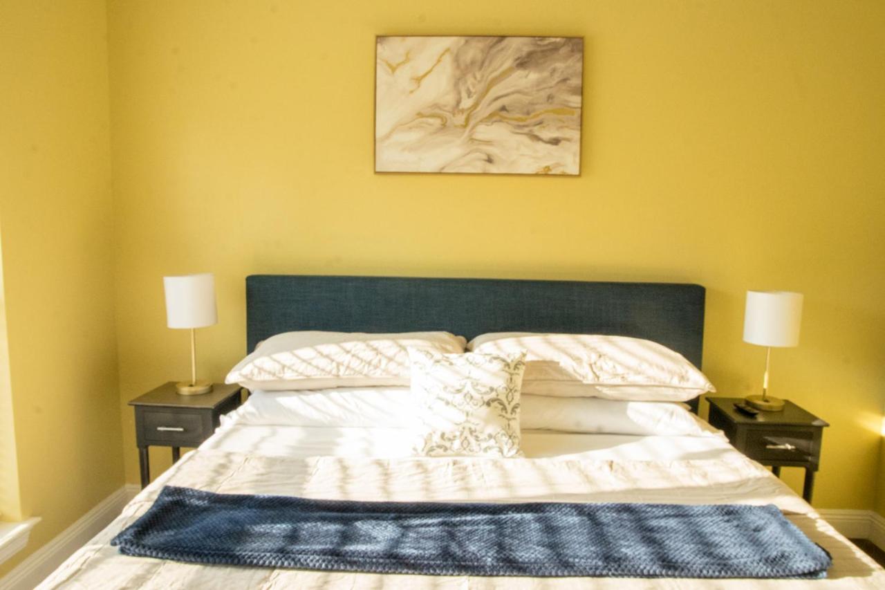 Serene 3Br Apartment 4Tvs Free Wi-Fi & Parking -E- Moss Point Luaran gambar